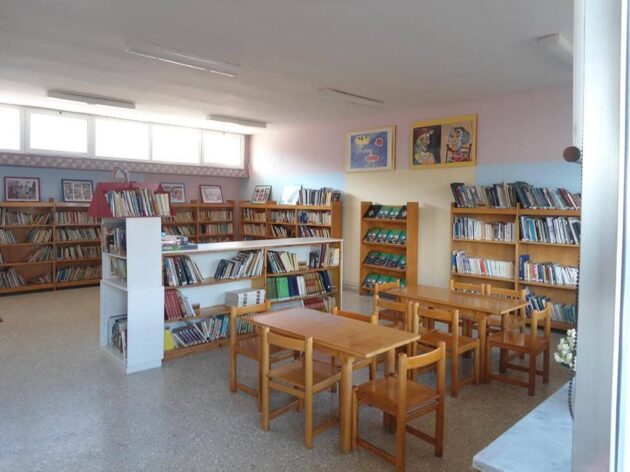 ΒΙΒΛΙΟΘΗΚΗ 2ο ΔΗΜΟΤΙΚΟ ΣΤΥΛΙΔΑΣ (1)