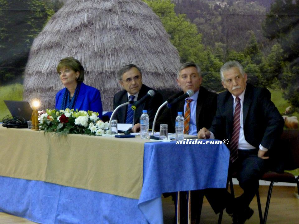 ΣΥΝΕΔΡΙΟ ΣΑΡΑΚΑΤΣΑΝΑΙΩΝ ΣΤΥΛΙΔΑ (11)