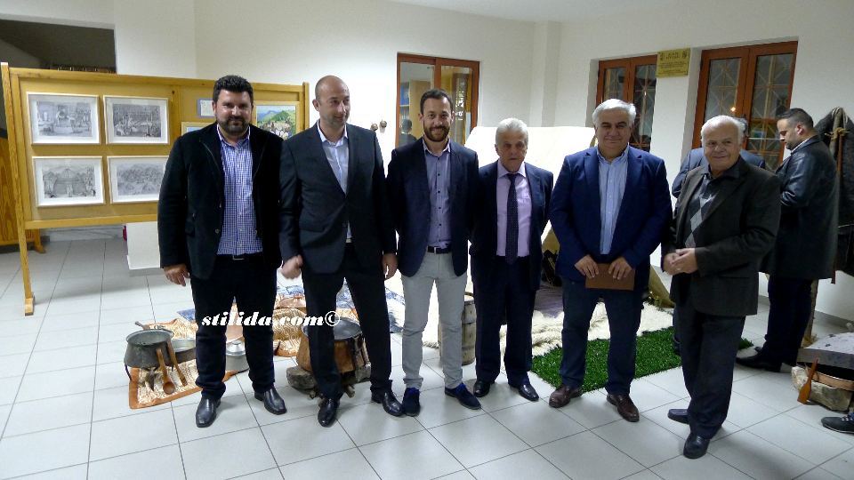 ΣΥΝΕΔΡΙΟ ΣΑΡΑΚΑΤΣΑΝΑΙΩΝ ΣΤΥΛΙΔΑ (24)